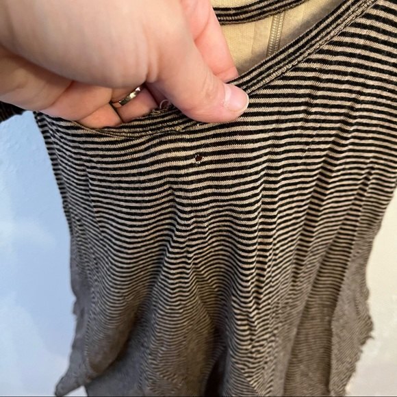 We The Free Brown Striped Slit Sleeve Split Sides Short Sleeve Top XS - Picture 5 of 10